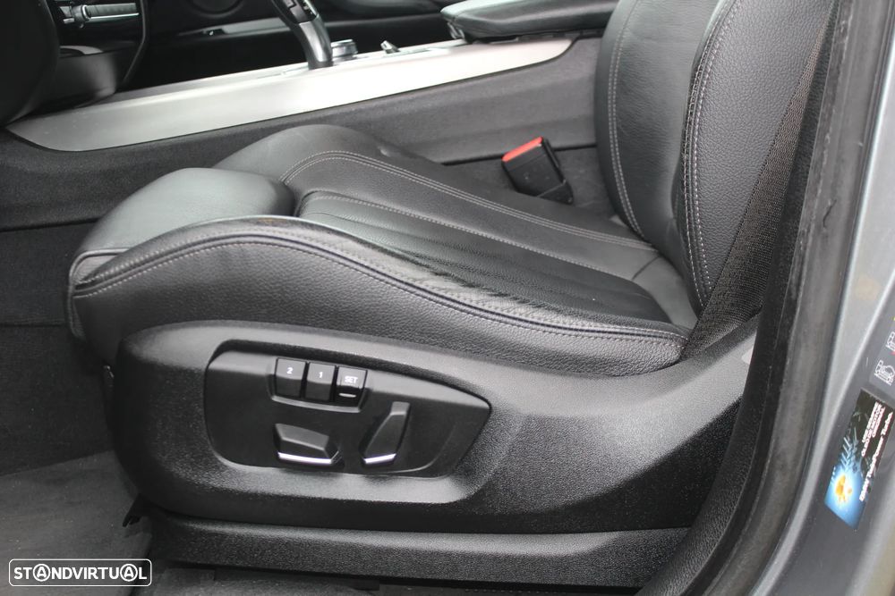 BMW X5 40e xDrive Pack M - 14