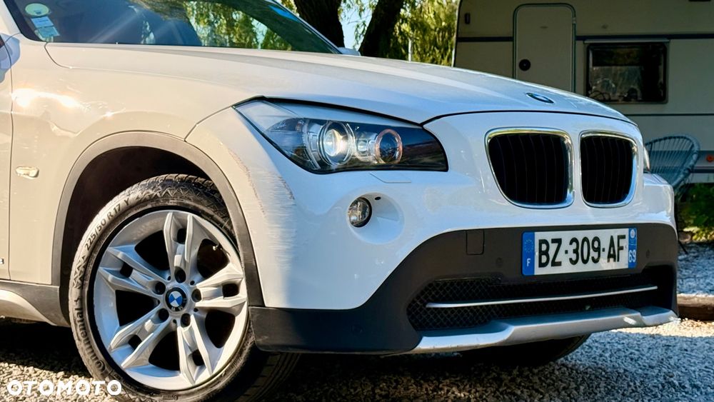 BMW X1 xDrive20d - 12