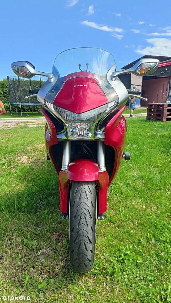 Honda VFR - 15