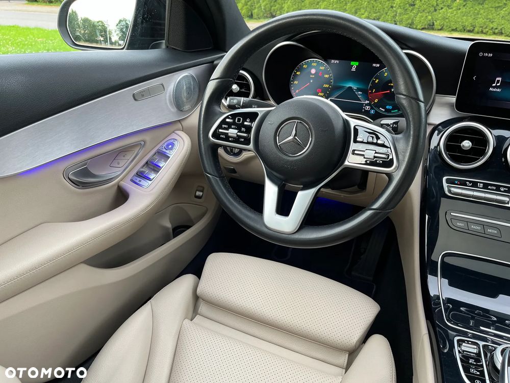Mercedes-Benz Klasa C 200 4MATIC 9G-TRONIC - 29