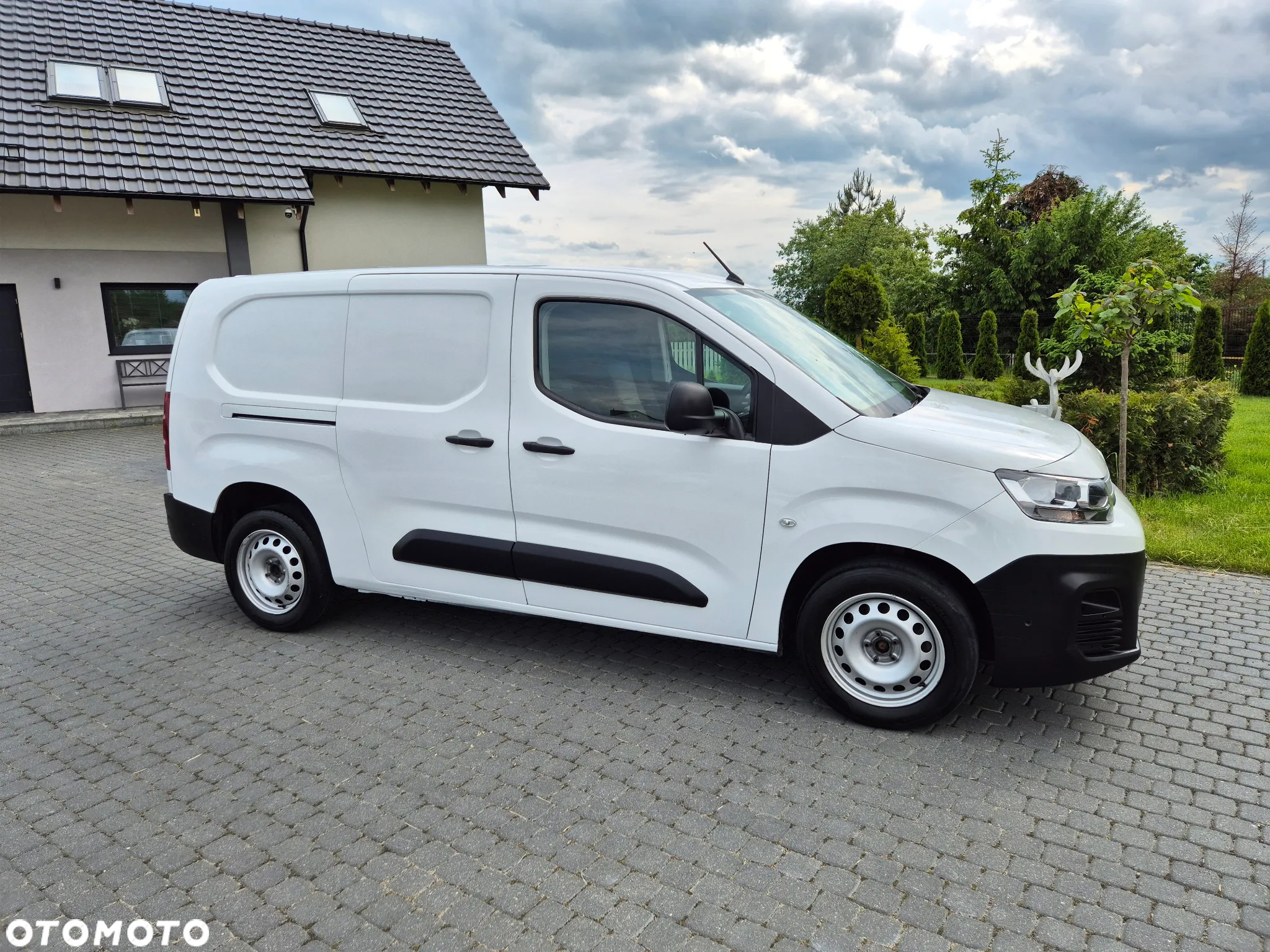 Citroën Berlingo XL BlueHDi 130 FEEL PACK - 24