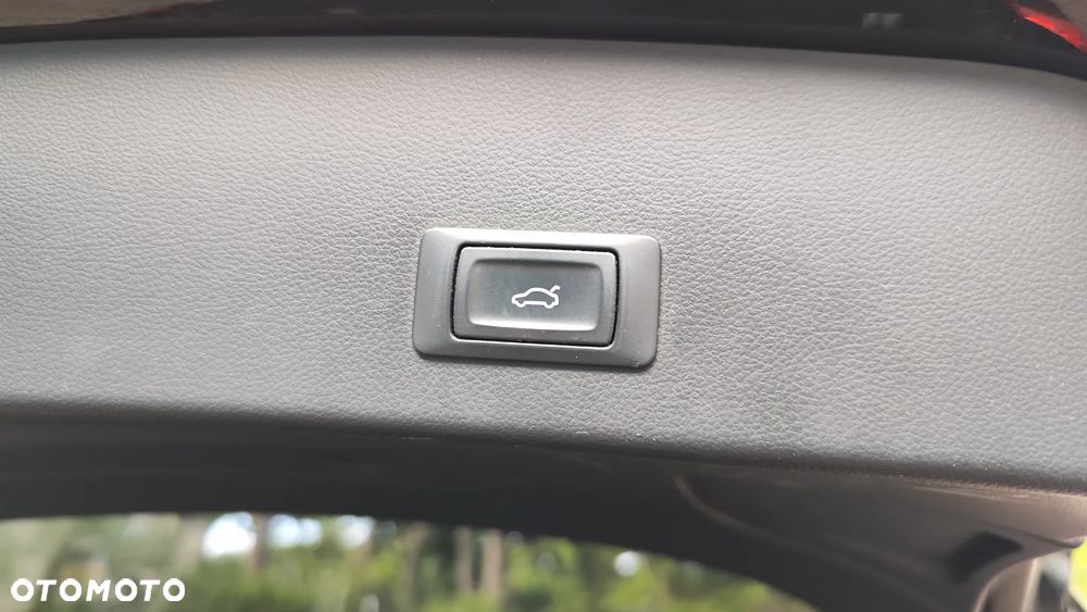 Audi A6 Avant 2.0 TDI Ultra DPF - 9