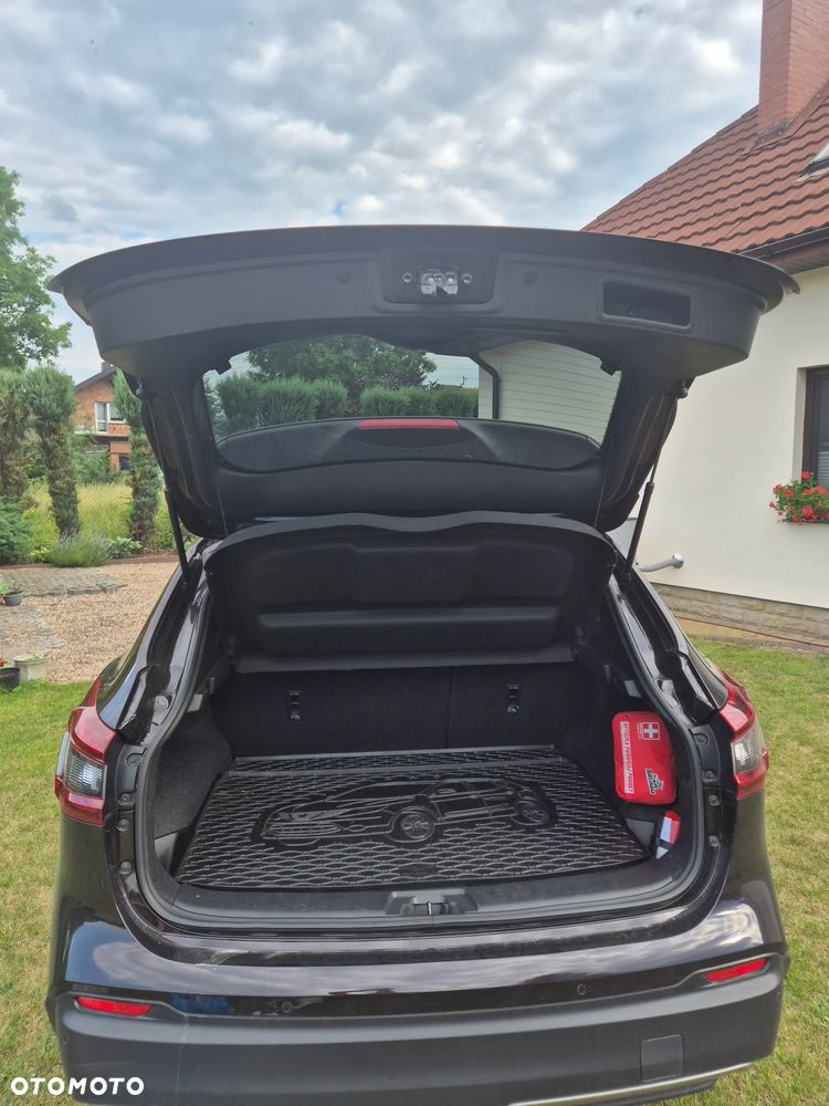Nissan Qashqai 1.3 DIG-T N-Connecta DCT - 12