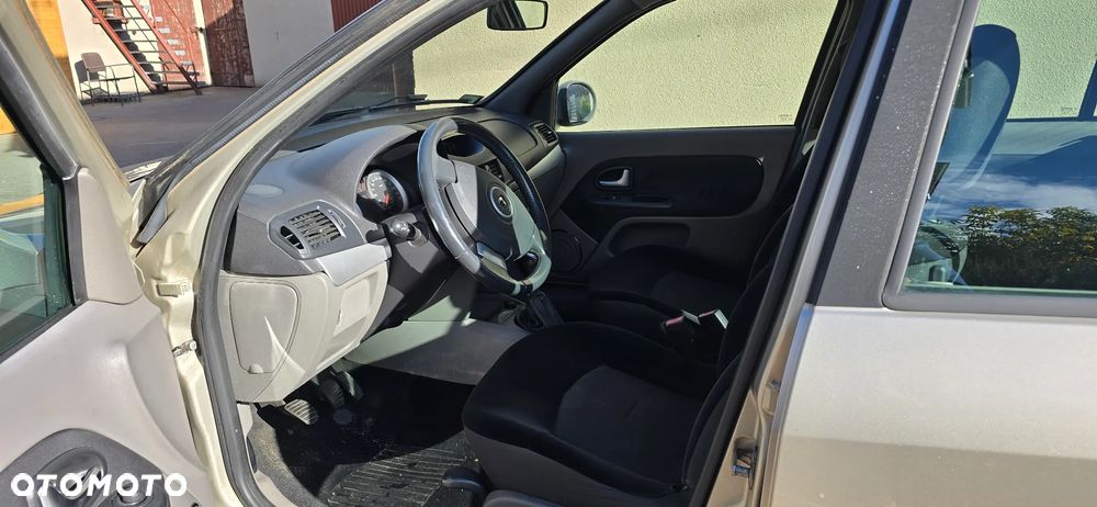 Renault Thalia 1.6 16V All Inclusive - 7