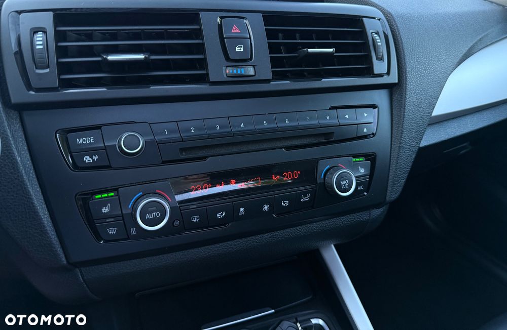 BMW Seria 1 118d DPF Edition Sport - 11