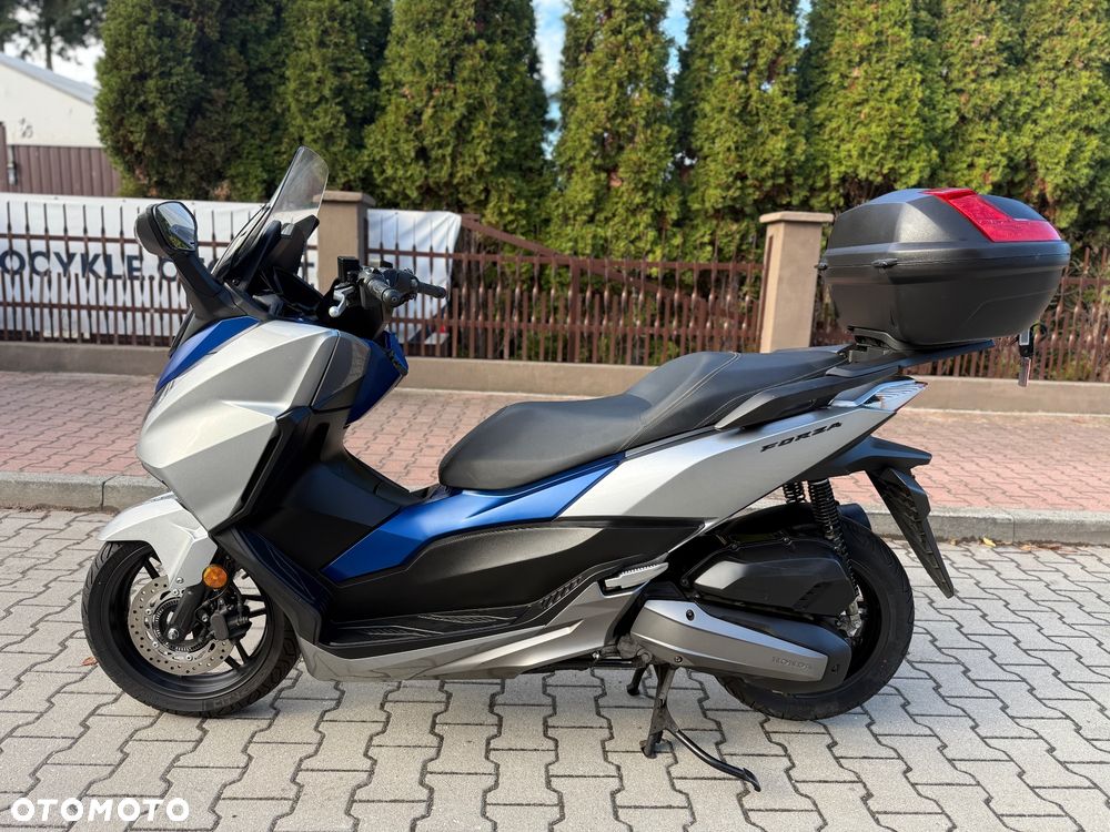Honda NSS - 17