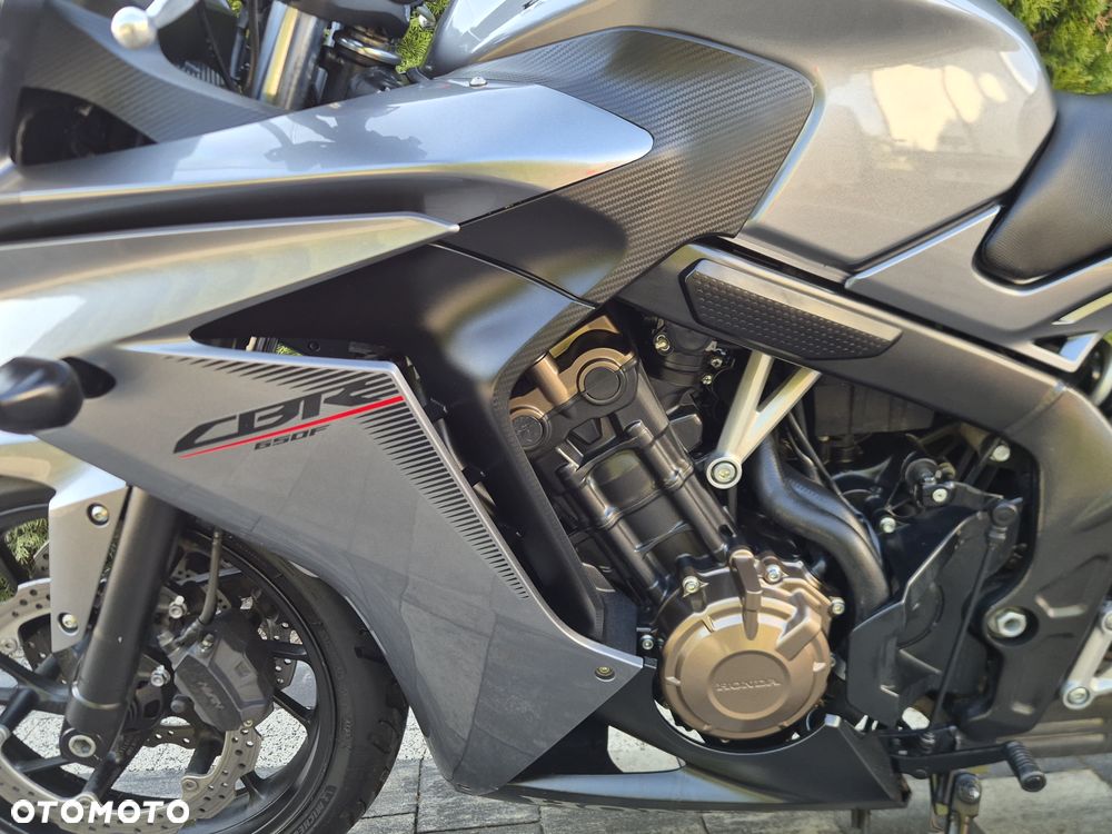 Honda CBR - 23