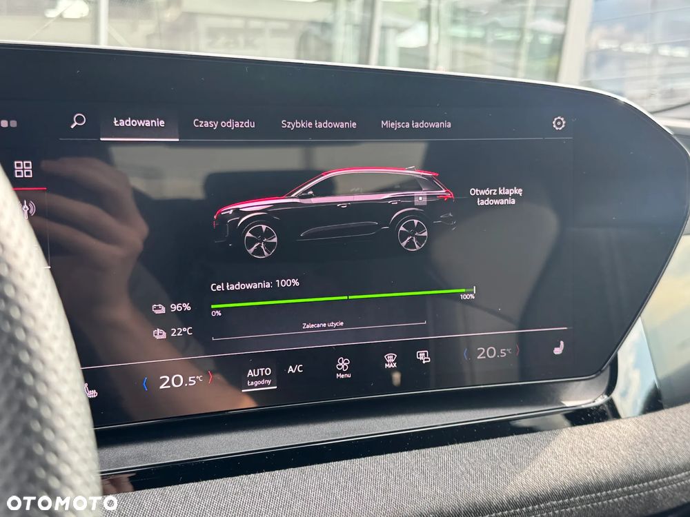 Audi Q6 e-tron - 23