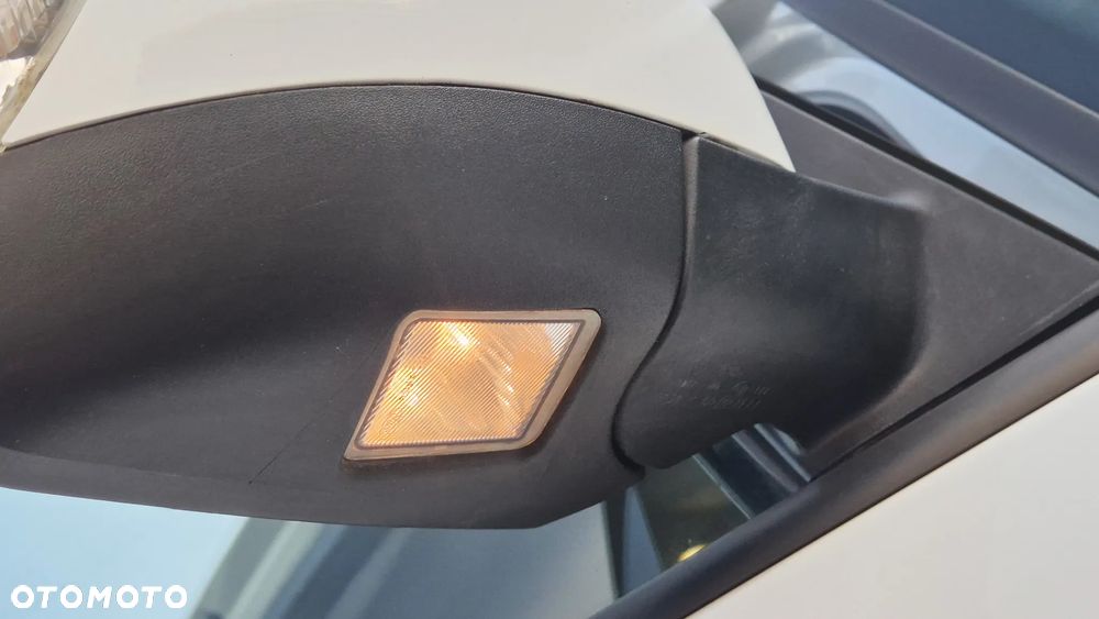 Ford C-MAX 1.0 EcoBoost Titanium ASS - 19