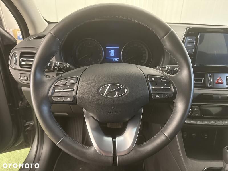 Hyundai i30 1.5 T-GDI 48V Smart DCT - 13