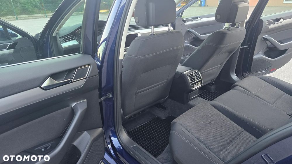 Volkswagen Passat ver-2-0-tdi-scr-comfortline - 20