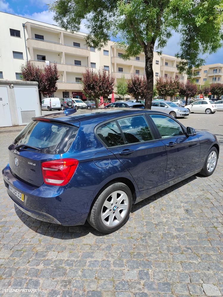 BMW 118 d Urban Line - 4
