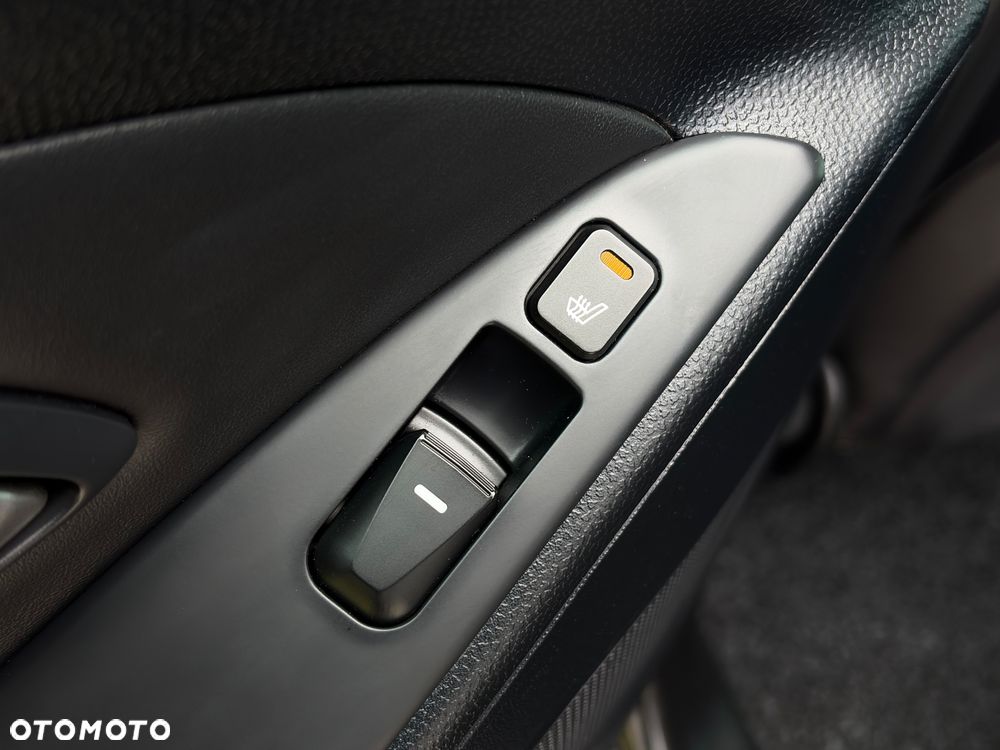 Hyundai ix35 2.0 CRDi 4WD Finale Gold - 31