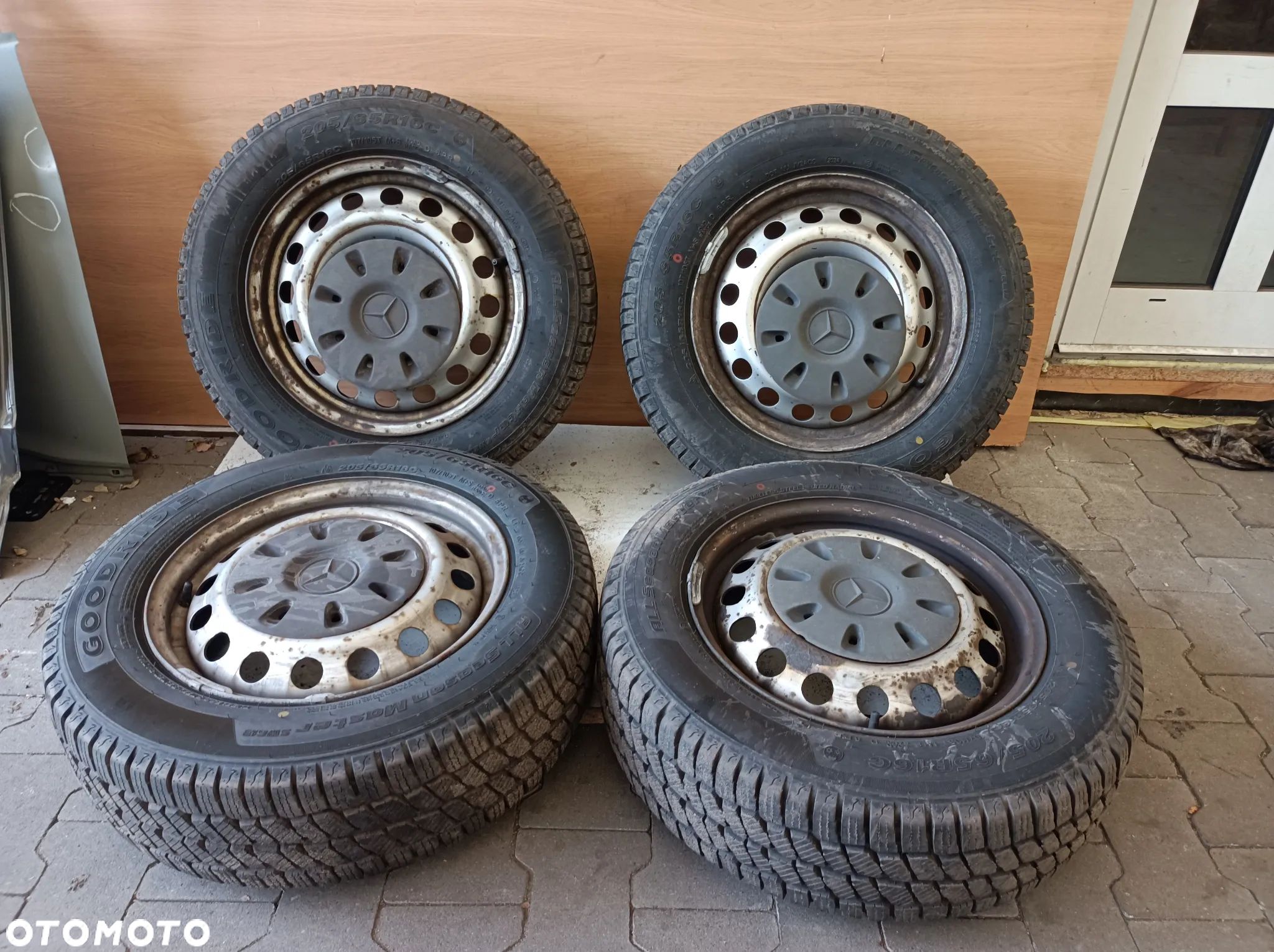 Felgi koła stalowe  NOWE opony zimowe Mercedes Vito/Viano VW T5 T6 5x112 ET54 205/65R16 C - 1