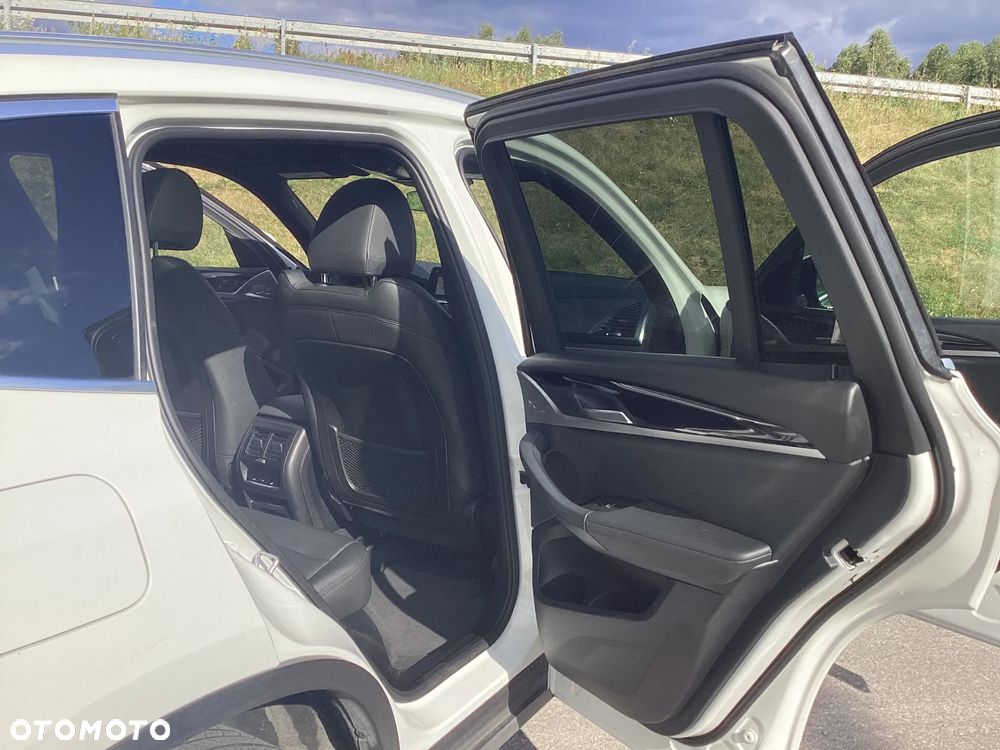 BMW X3 xDrive30i xLine - 14