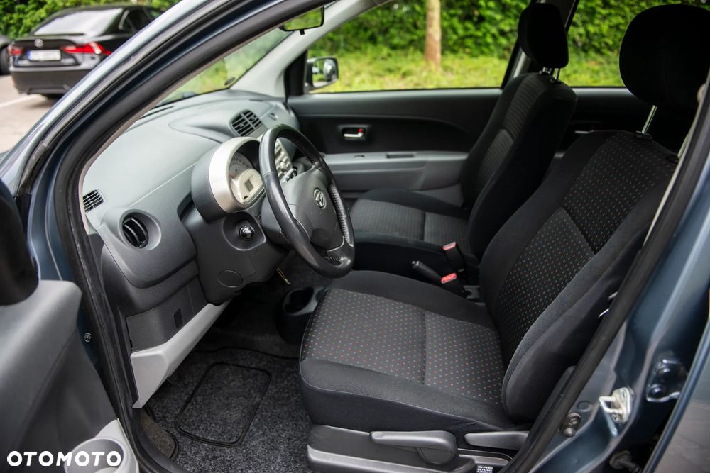 Daihatsu Sirion 1.3 CooLine - 15