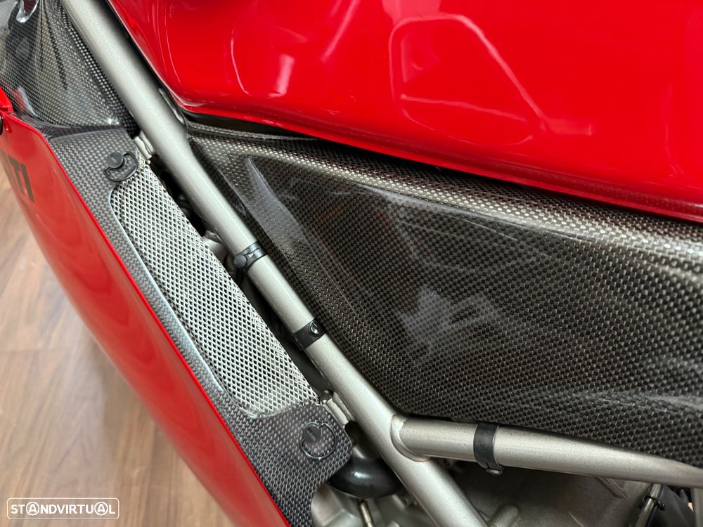 Ducati 998 R - 12