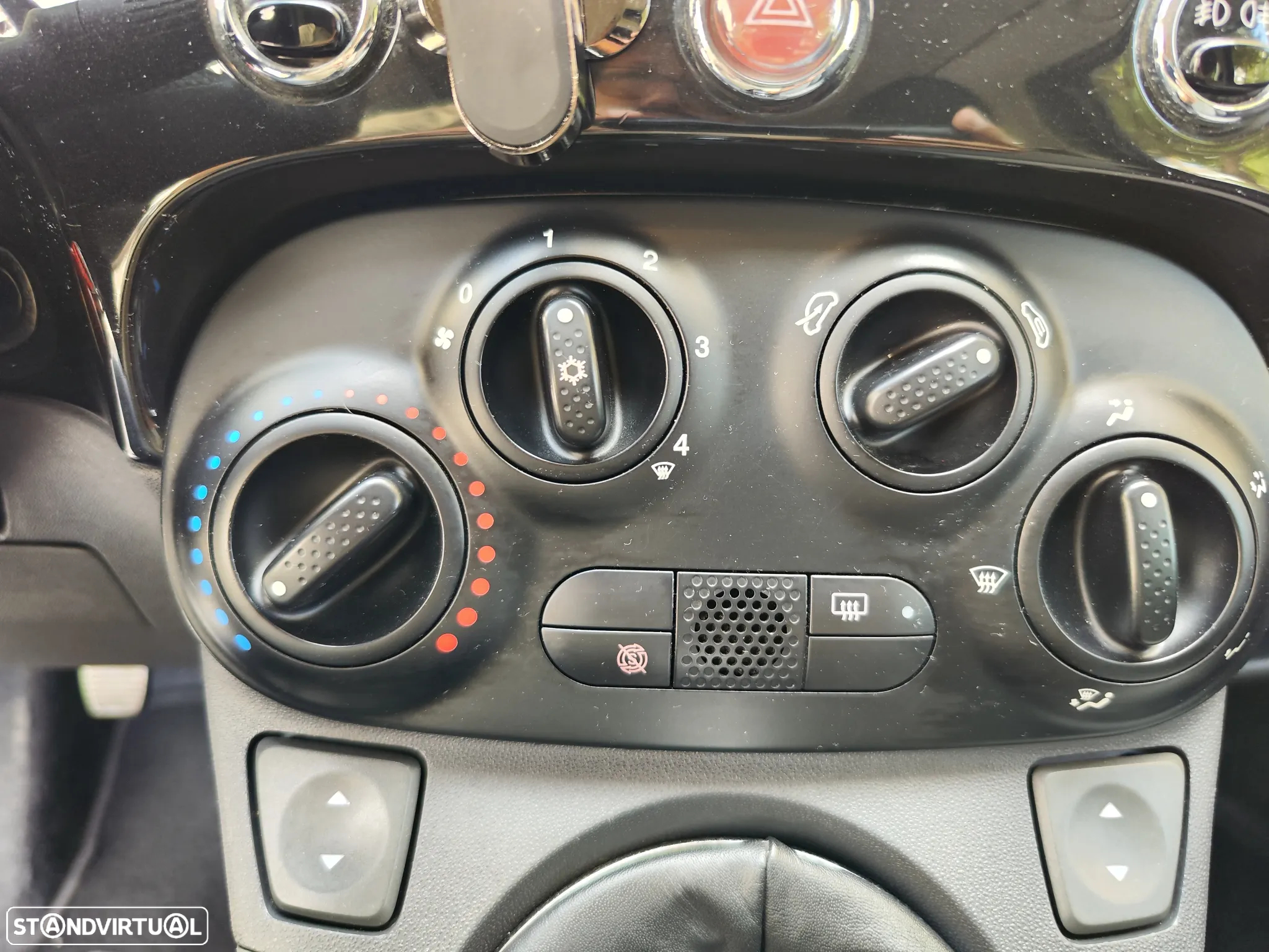 Fiat 500C 1.2 Lounge Start&Stop - 33