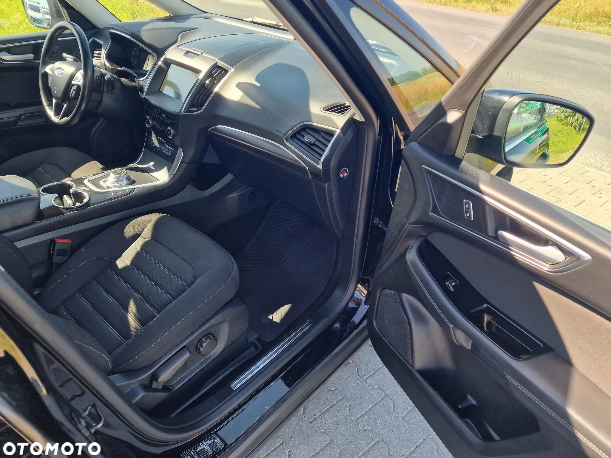 Ford Galaxy 2.0 EcoBlue Twin-Turbo Titanium - 26