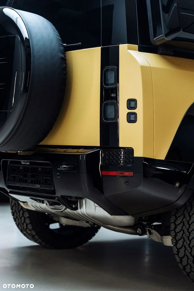 Land Rover Defender 3.0 D250 mHEV S - 9