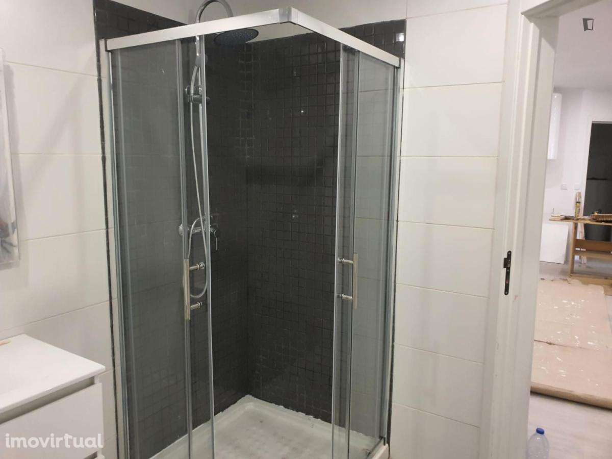 Quarto - localizado em Lumiar Lisbon - Grande imagem: 2/17