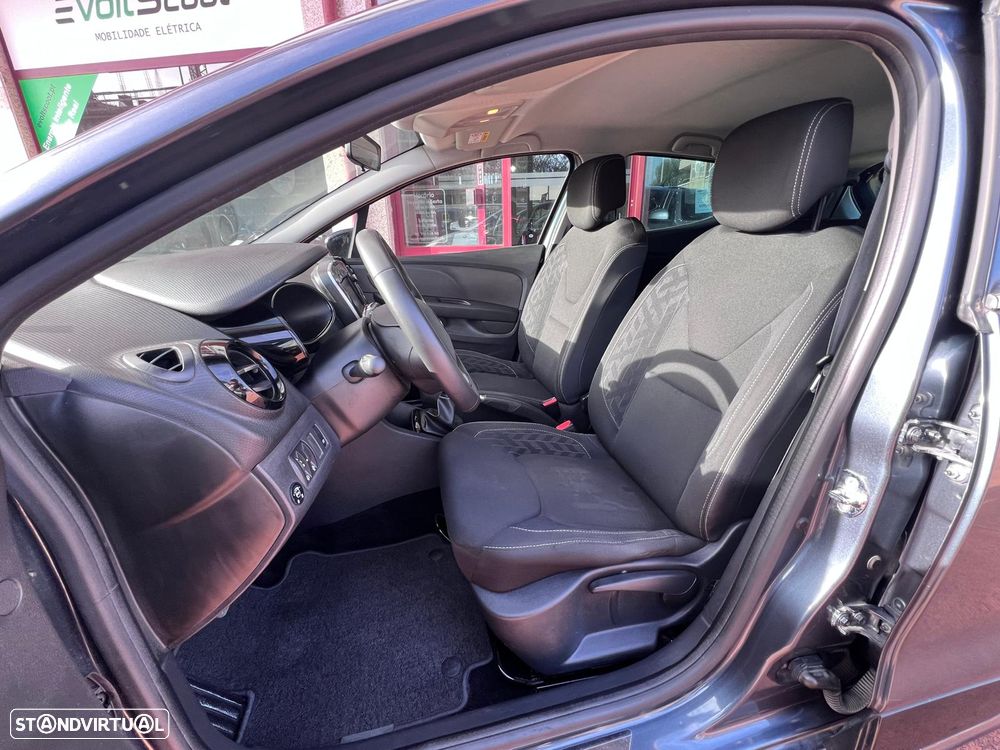 Renault Clio 0.9 TCe Limited Bi-Fuel - 5