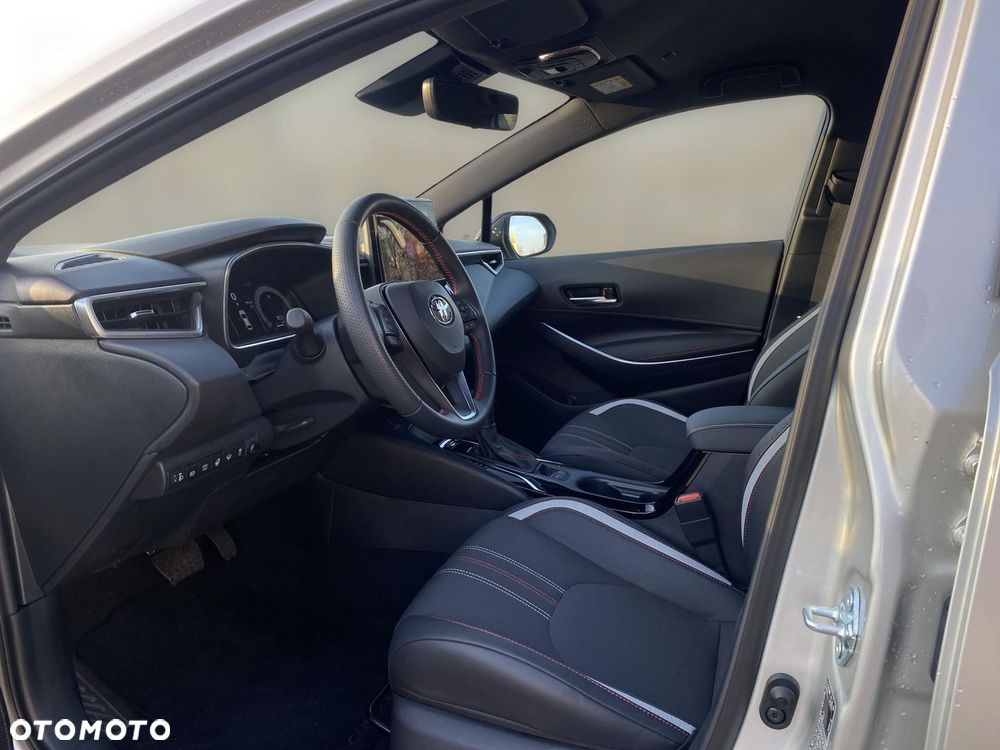 Toyota Corolla 1.8 Hybrid GR Sport - 13