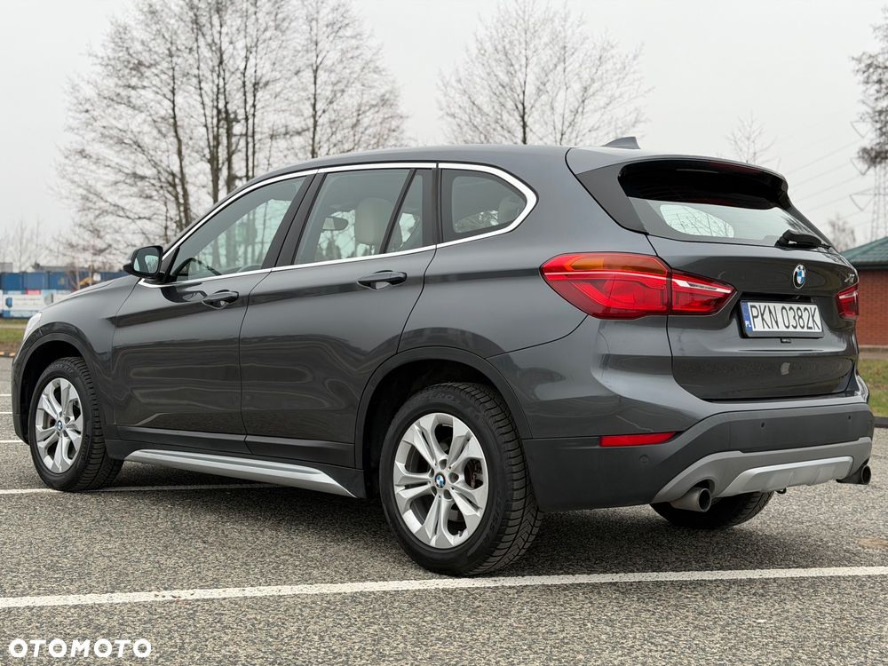 BMW X1 xDrive20i xLine sport - 13