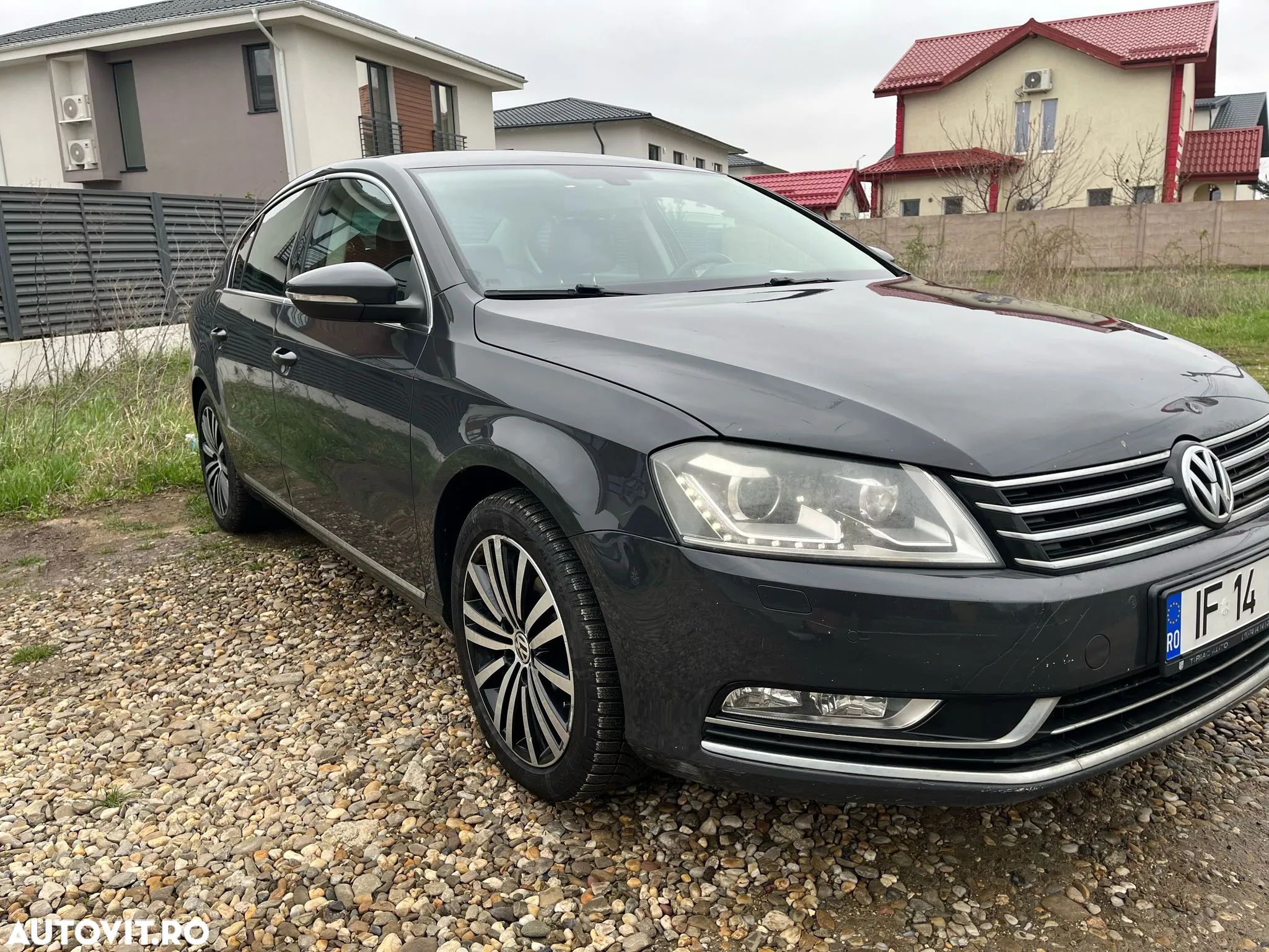 Volkswagen Passat Variant 2.0 TDI BlueMotion Technology Highline - 1