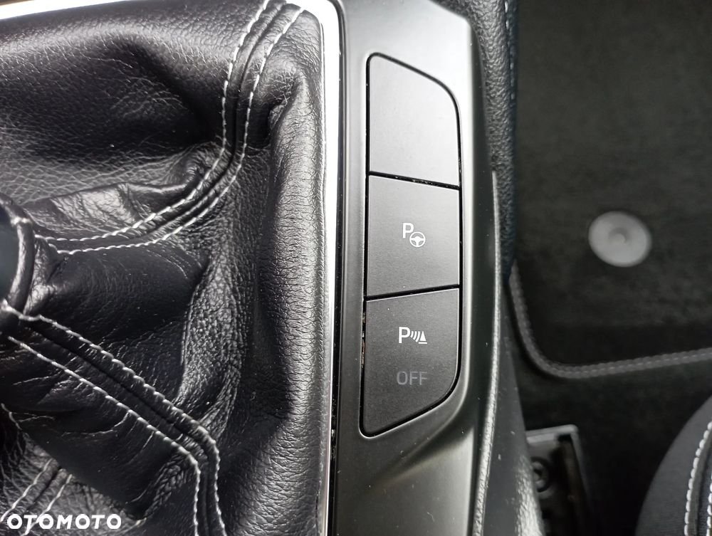 Ford Focus 1.0 EcoBoost Titanium ASS - 22
