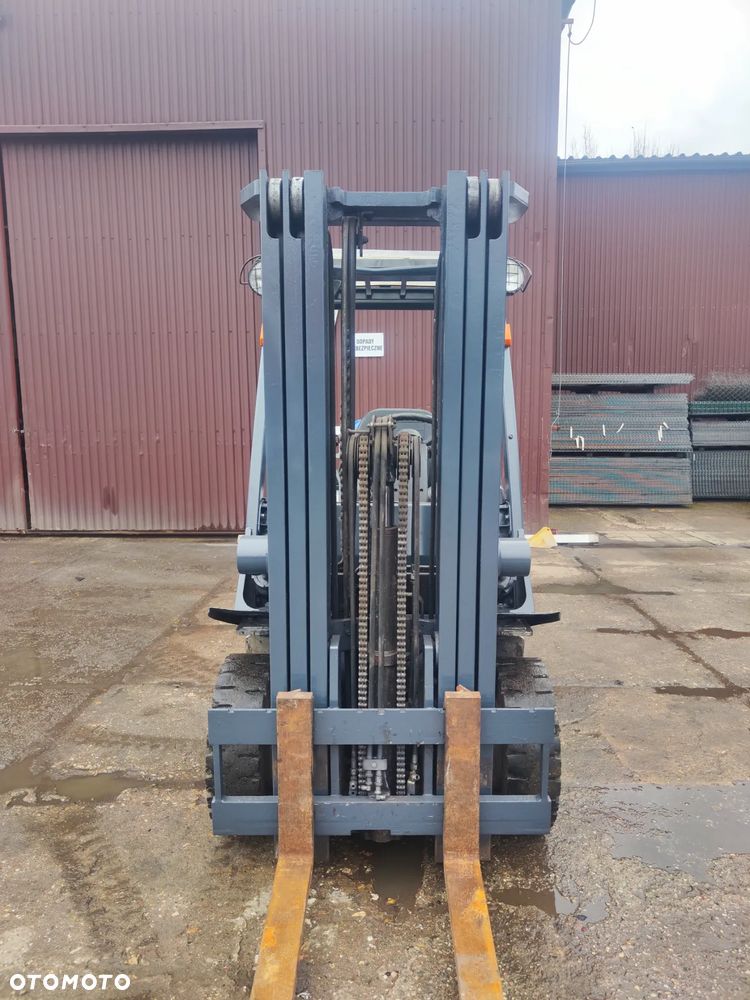 Nissan U1D2A25LQ - 5