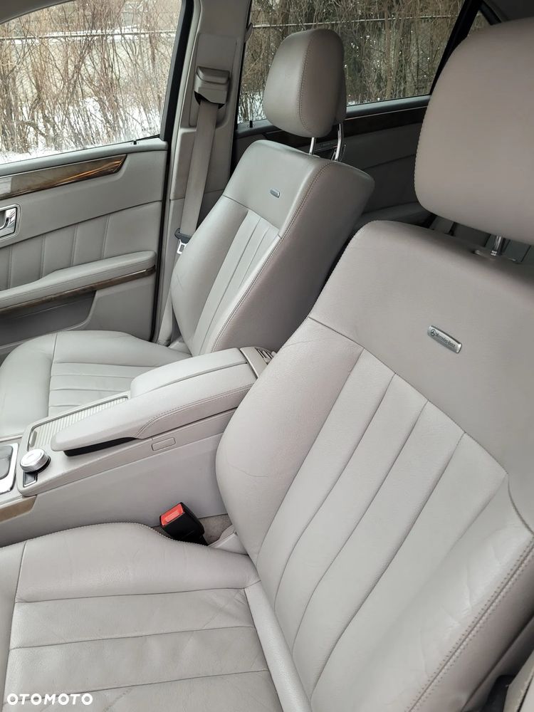 Mercedes-Benz Klasa E 250 CDI DPF BlueEFFICIENCY Automatik Elegance - 12