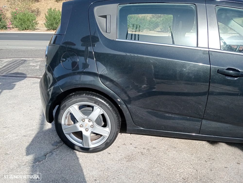 Chevrolet Aveo 1.3 VCDi LTZ - 15