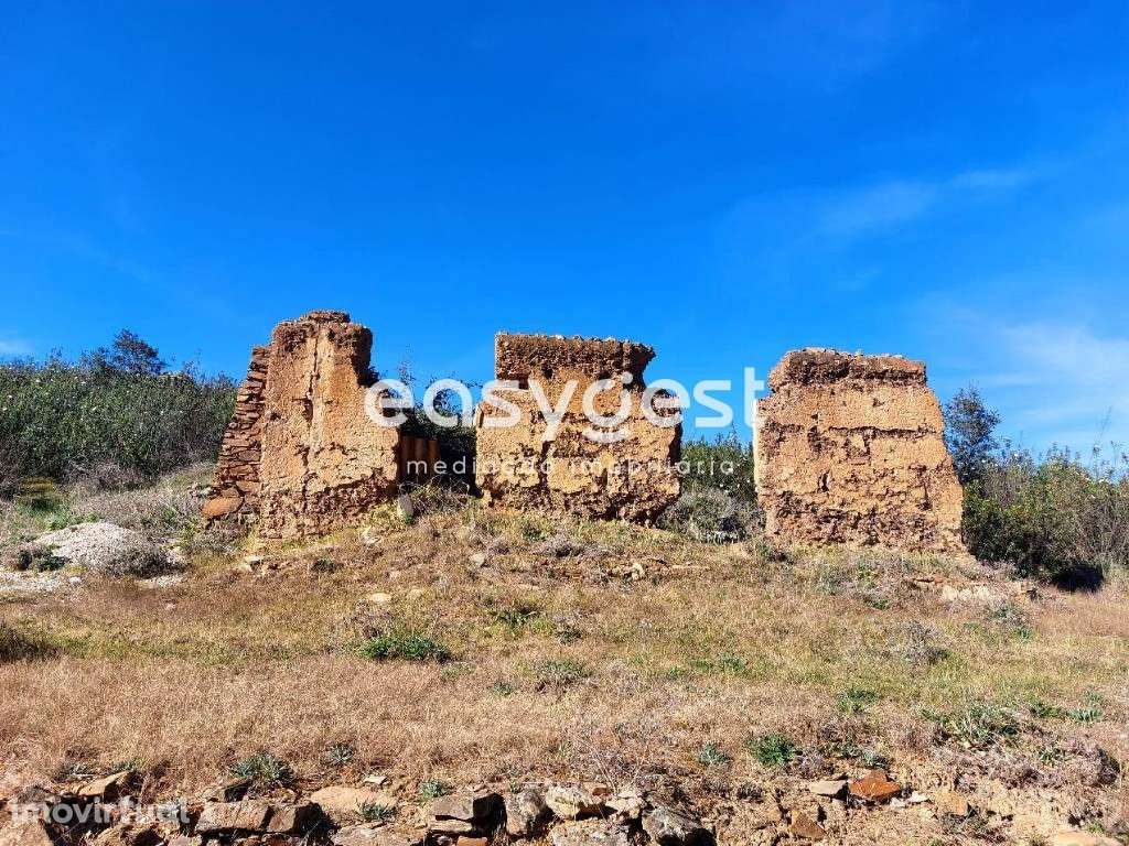 Monte Alentejano para recuperar localizado no concelho de Mértola - Grande imagem: 3/8