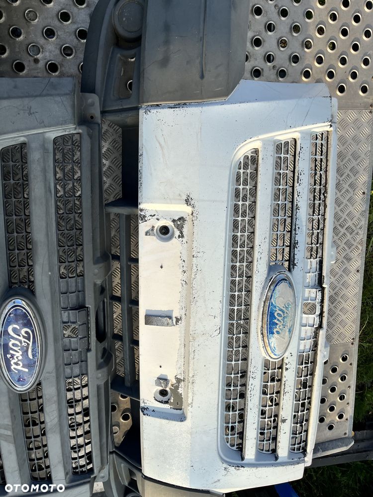 Zderzak przód kompletny Ford Tranist 06-12r. - 1