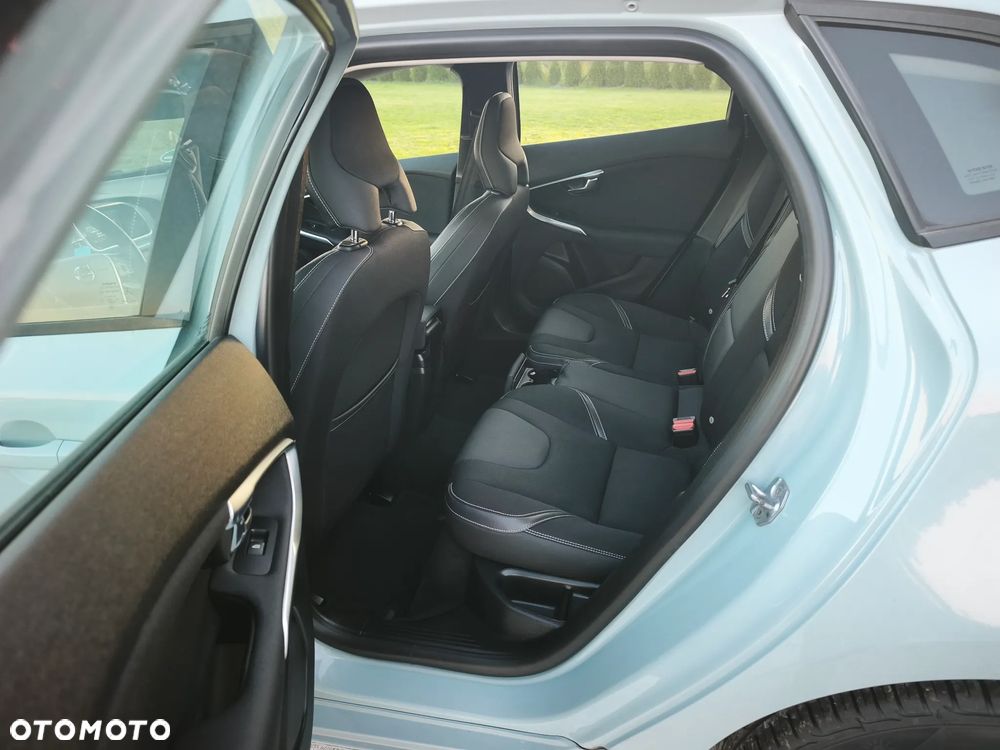 Volvo V40 - 14