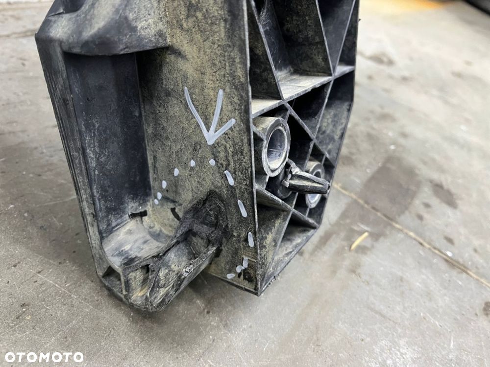 Pas przedni Mercedes Sprinter III w907 18r wzmocnienie belka okular oryginalny a9078800900 USZKODZON - 15