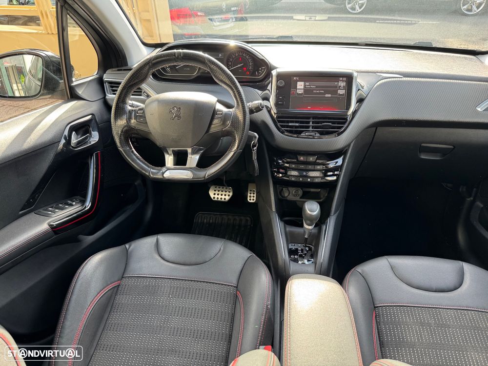 Peugeot 208 1.2 PureTech GT Line EAT6 - 24