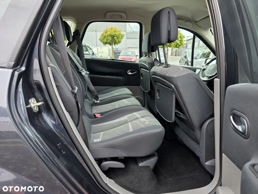 Renault Grand Scenic 2.0 16V Luxe Dynamique - 10