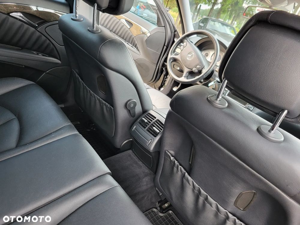Mercedes-Benz Klasa E 320 CDI Avantgarde DPF Sport Edition AMG - 12