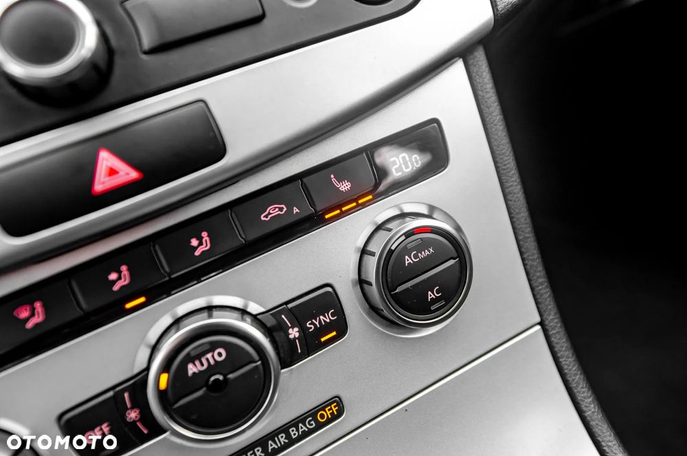 Volkswagen Passat Variant ver-variant-2-0-tdi-dpf-highline - 28