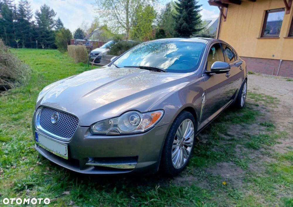 Jaguar XF 5.0 V8 Luxury - 6