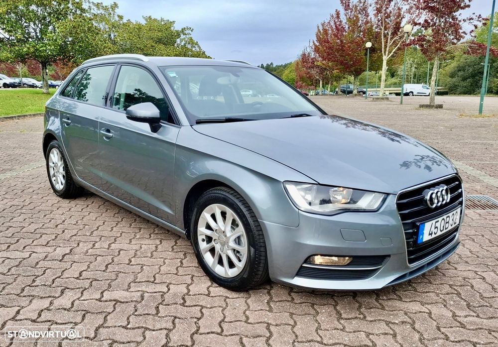 Audi A3 Sportback 2.0 TDI Attraction - 1
