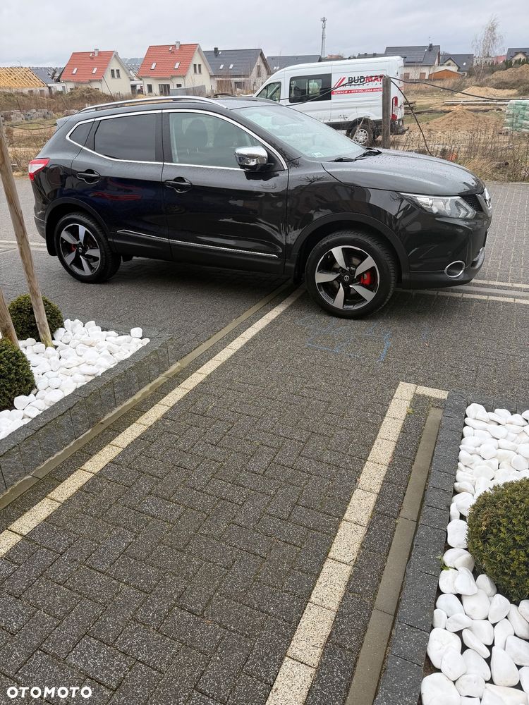 Nissan Qashqai - 1