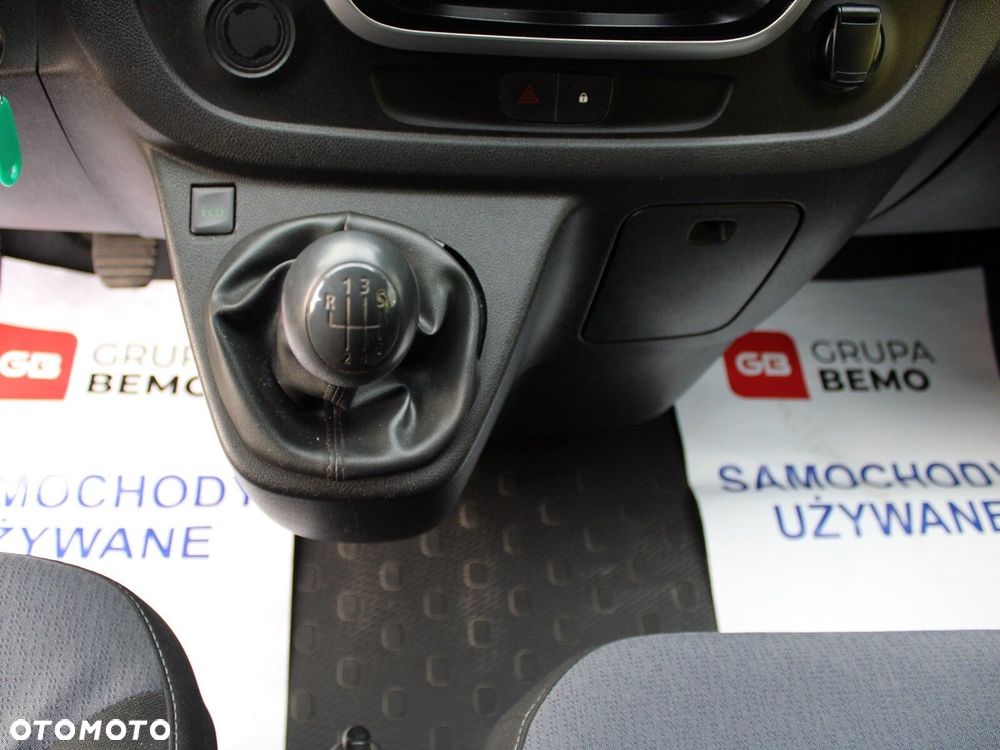 Opel Vivaro L2H1 2,9t Edition Premium - 24