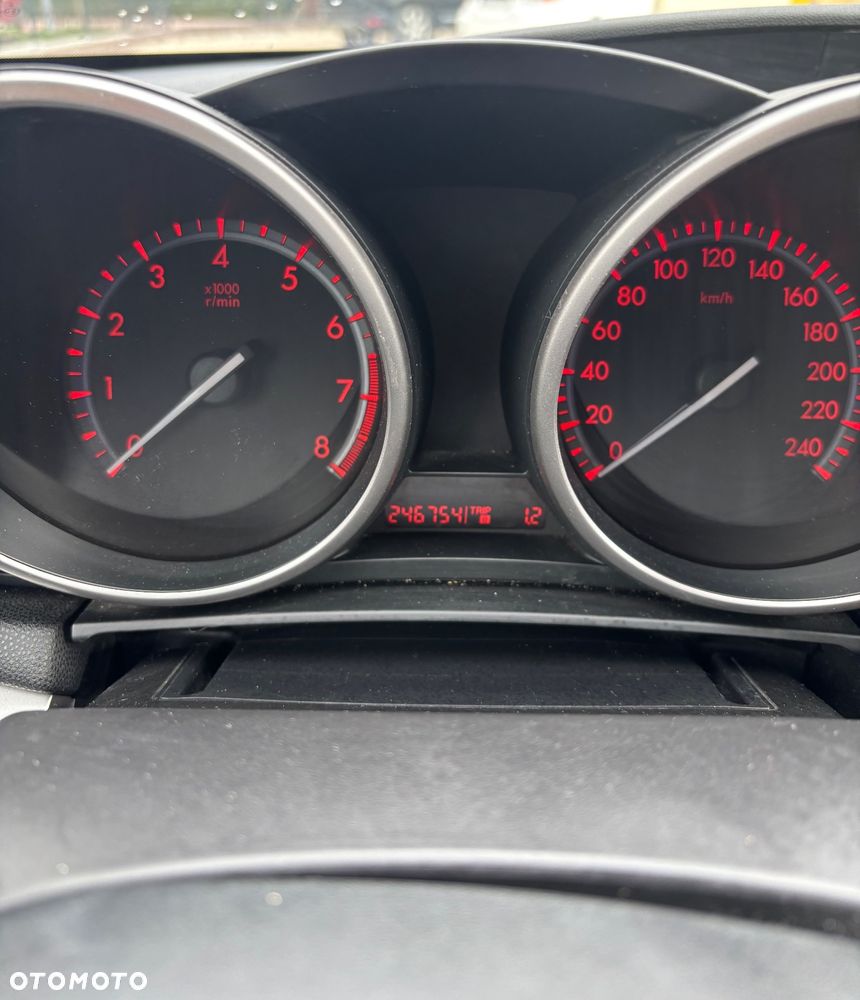Mazda 3 - 8