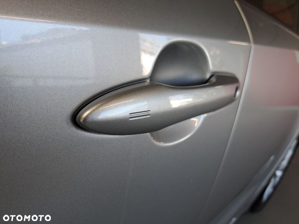 Toyota Corolla 1.8 Hybrid Comfort - 38