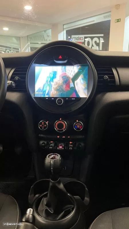 MINI 3 Portas One D - 24