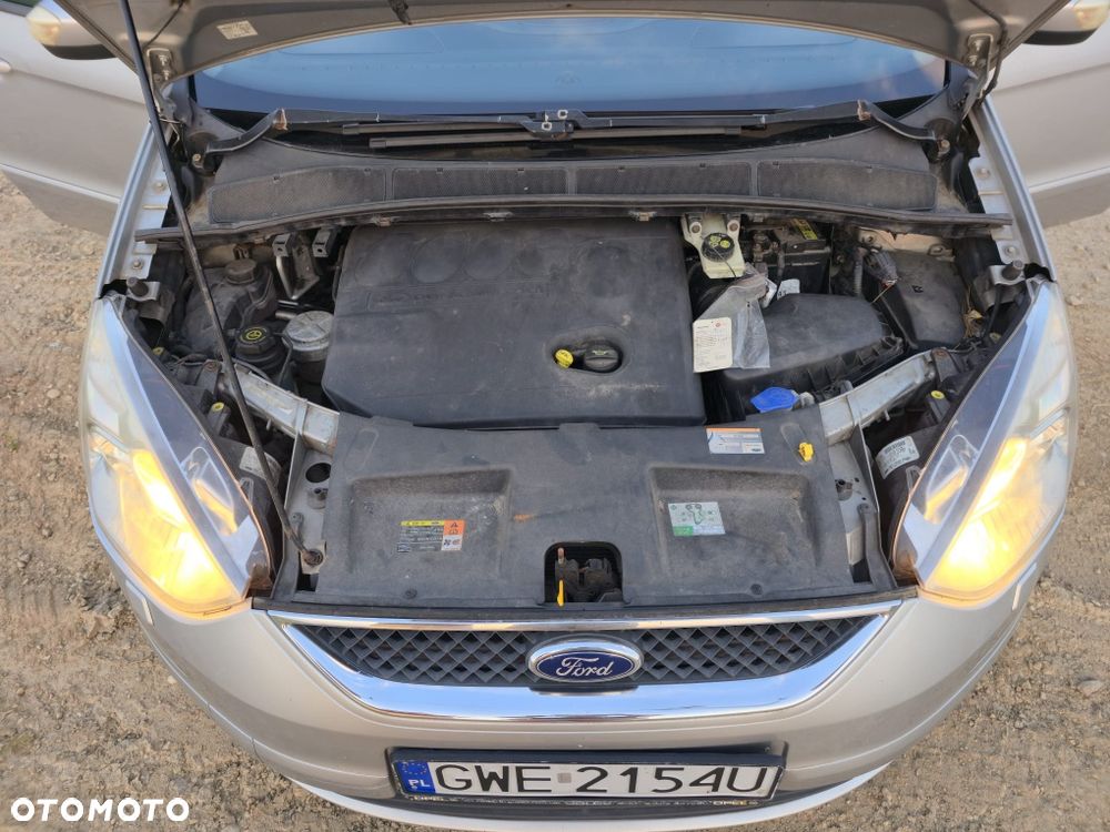Ford Galaxy - 7