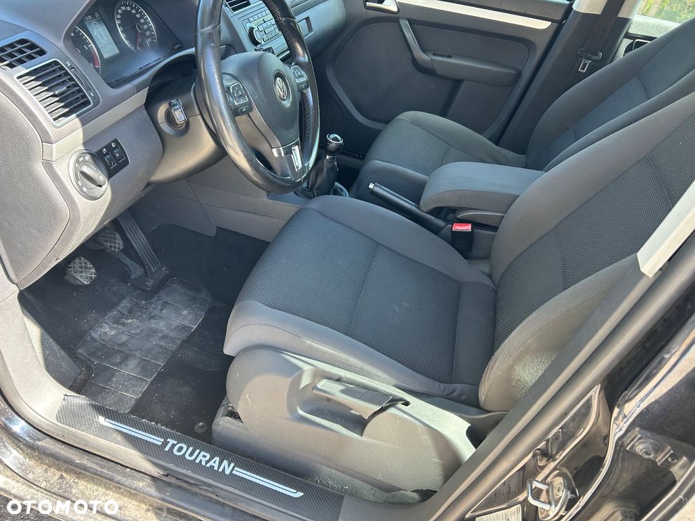 Volkswagen Touran 1.6 TDI DPF BlueMotion Technology Cup - 11